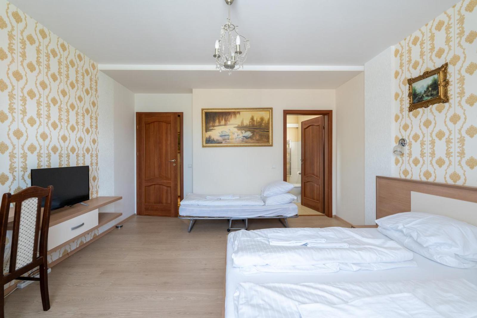 Farawayhomes Aparthotel Near Vienna Airport - Anytime Self Check-In Bruck an der Leitha Exterior foto